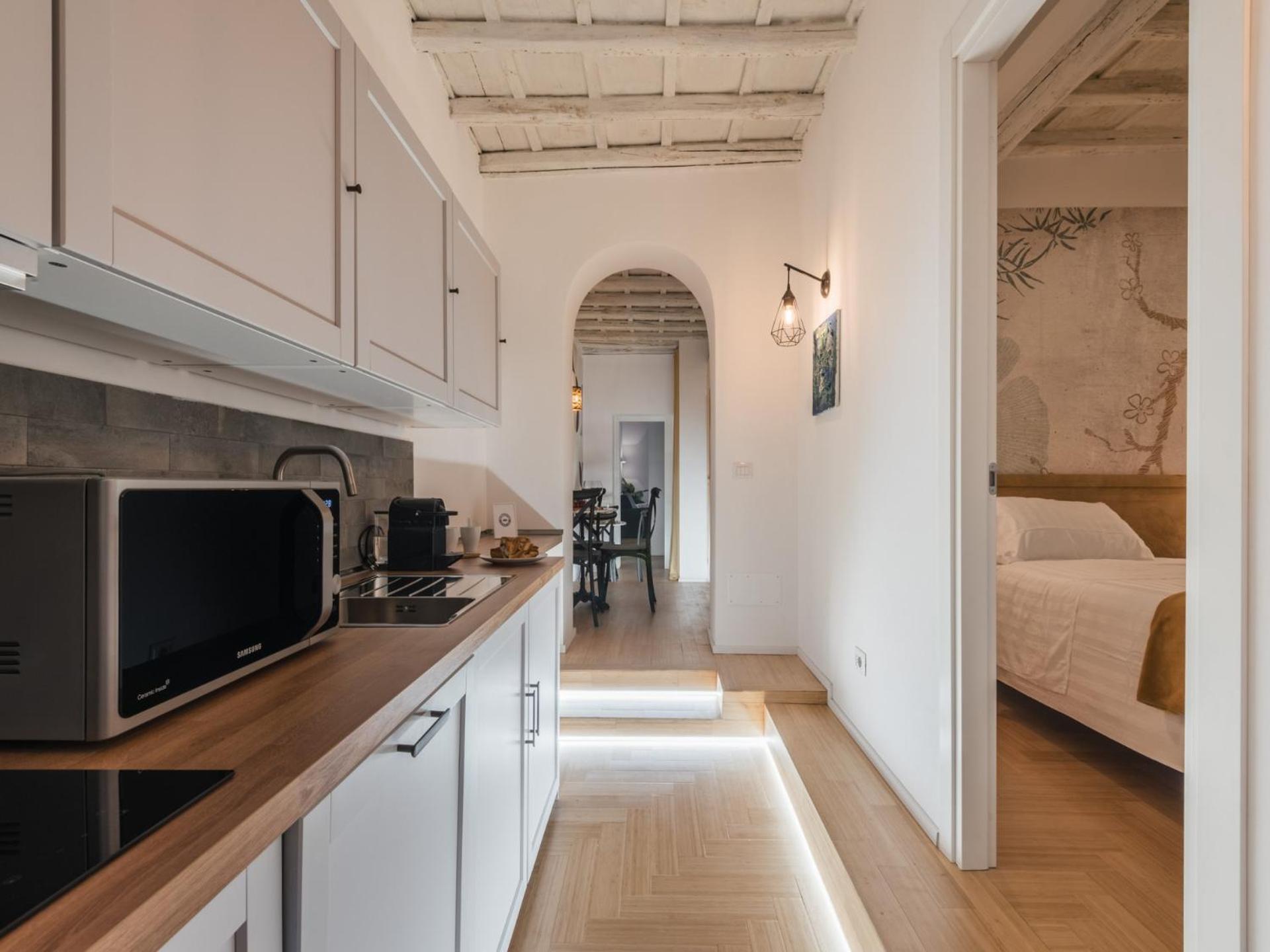 The Rent - Charming Two-bedroom Near The Vatican Apartment Rom